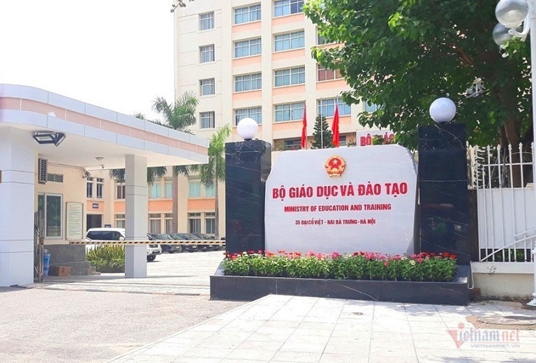 Bộ Giáo dục yêu cầu các đơn vị trực thuộc hoãn công tác nước ngoài