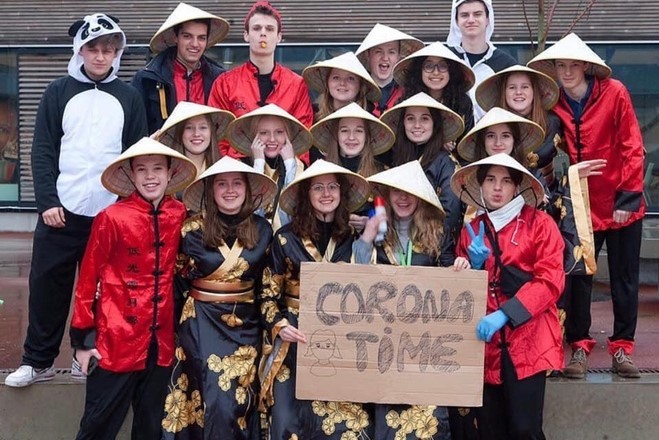 Bị phản ứng chế giễu người châu Á, trường học Bỉ xin lỗi