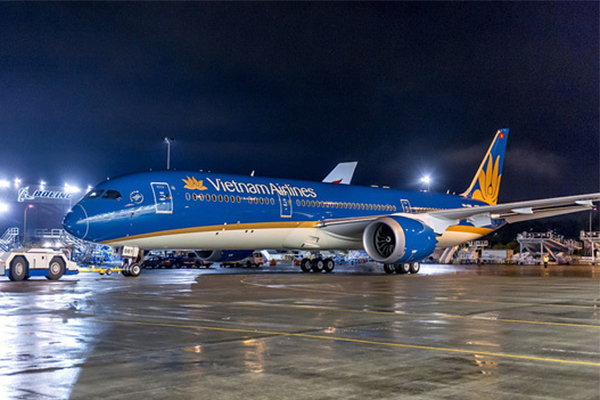 Tiếp tục đưa khách từ Anh, Pháp, Đức về Việt Nam