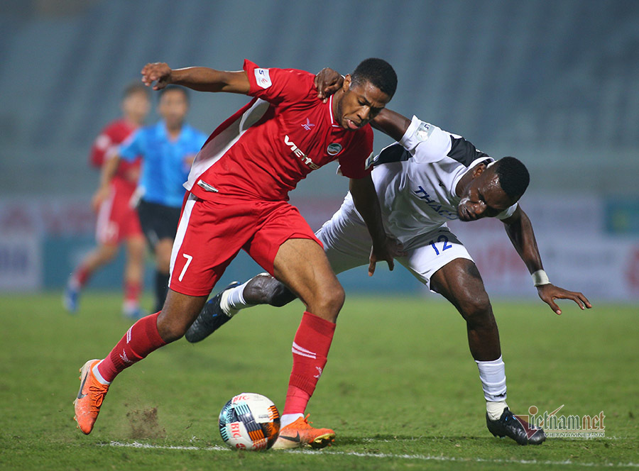 Vòng 2 V-League:  HAGL đánh rơi 'vàng', Công Phượng chưa ghi bàn