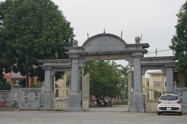 Huyện ở Thanh Hóa vay của cán bộ hàng chục tỷ đồng chi tiêu