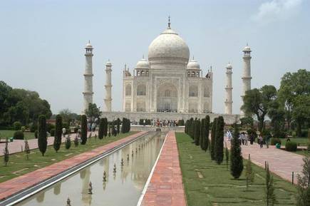 Taj Mahal: 'Monument of love' shuts down amid coronavirus fears