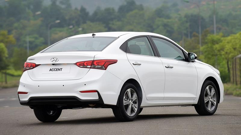 Giá 375 triệu, Mitsubishi Attrage 2020 so găng Hyundai Accent và Kia Soluto