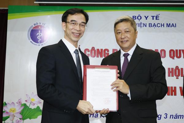 Bệnh viện Bạch Mai có tân giám đốc