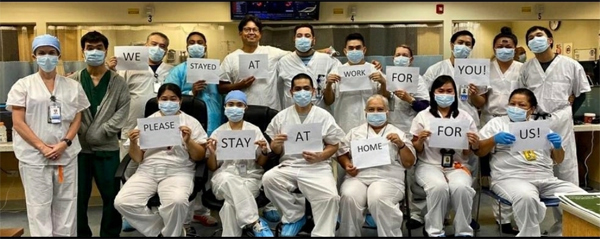 Bác sĩ khắp thế giới lan toả thông điệp ‘xin bạn ở nhà vì chúng tôi’