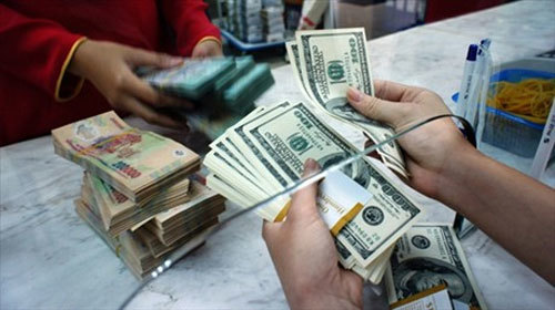 USD tăng lên sát 24.000 đồng, Ngân hàng Nhà nước tuyên bố mạnh tay