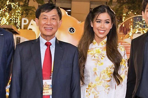 Gia đình Tiên Nguyễn cam kết đóng góp 30 tỷ đồng