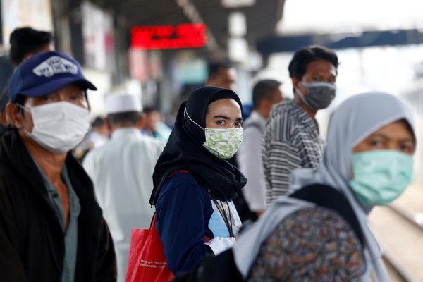 Thủ đô Indonesia ban bố tình trạng khẩn cấp vì Covid-19