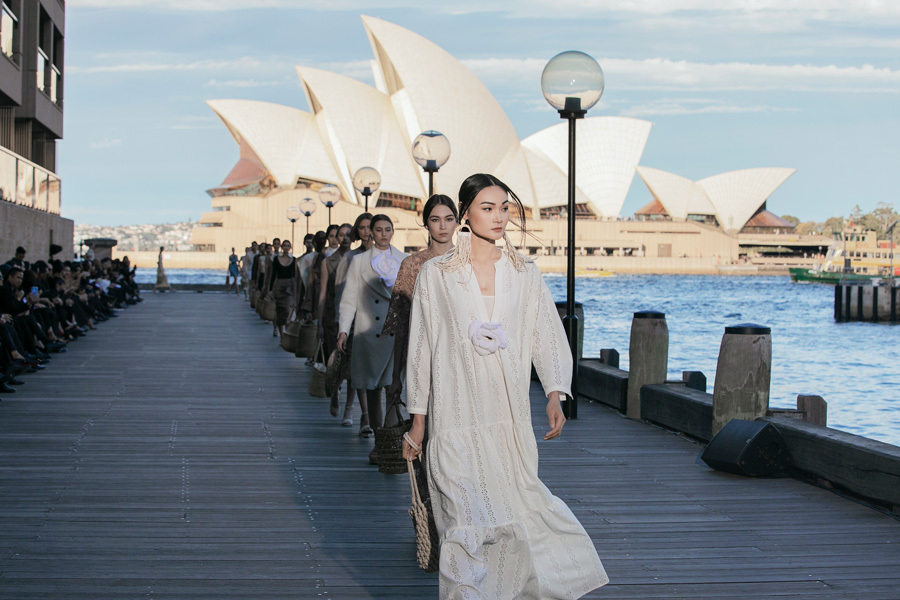 Đỗ Mạnh Cường hoãn show diễn năm 2020