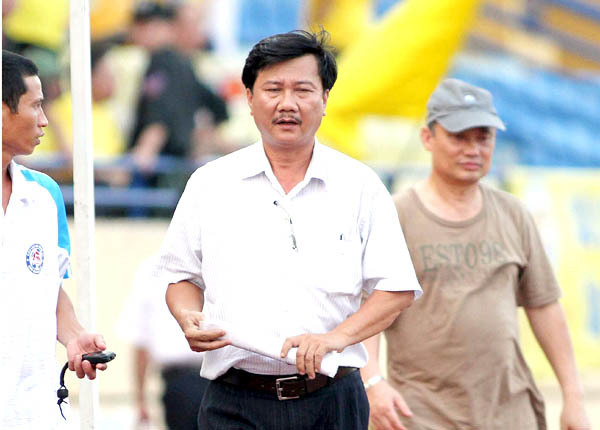 Chủ tịch CLB Quảng Nam đề xuất bỏ V-League 2020