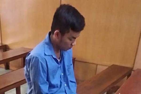 Tài xế xe ôm suýt mất mạng vì gặp phải vị khách nghiện ngập