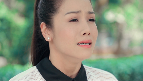 Nhật Kim Anh khóc òa khi tòa sơ thẩm giao quyền nuôi con