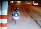 Người phụ nữ chạy Grab bị chích roi điện, cướp xe máy ở Sài Gòn