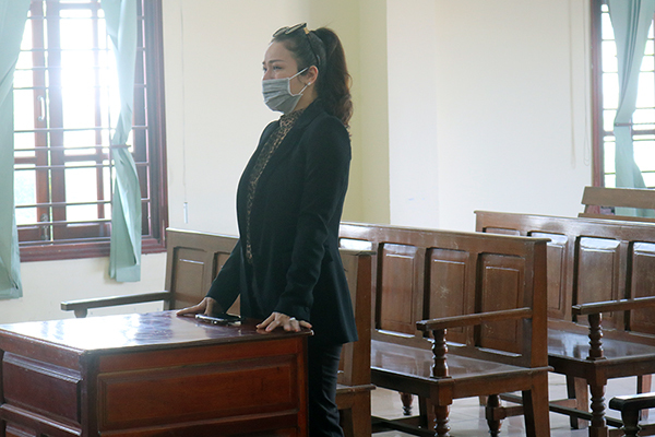 Toà chấp nhận giao quyền nuôi con cho ca sĩ Nhật Kim Anh