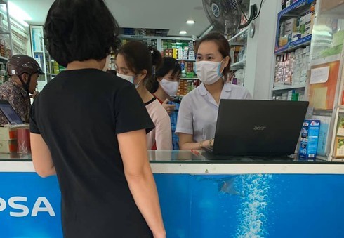 'Cháy' thuốc trị sốt rét 'phòng Covid-19', giá tăng phi mã: Cảnh báo cực nguy hiểm