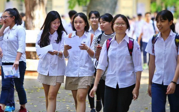 Shorter summer holiday for schools, more official national holidays proposed