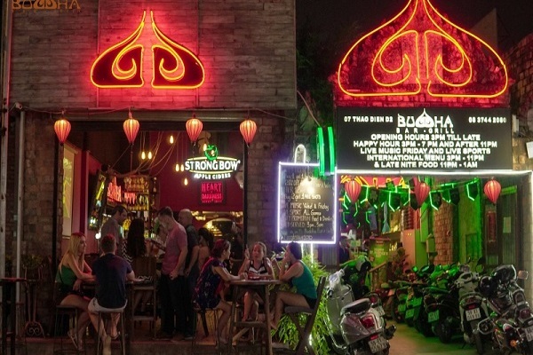 Thông tin mới về 2 ổ dịch Covid -19 ở Sài Gòn