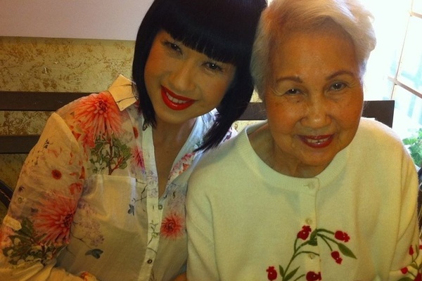 Lễ tang của danh ca Thái Thanh được phát trực tuyến từ Mỹ