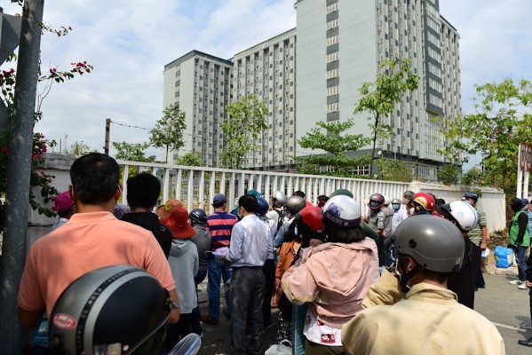 TP.HCM lập thêm nhiều khu cách ly, kiến nghị dừng xe buýt