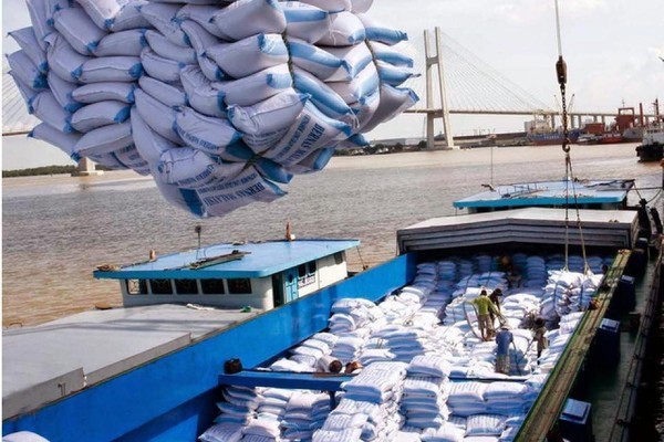 Tiếp tục xuất khẩu gạo, Bộ Công Thương chính thức lên tiếng