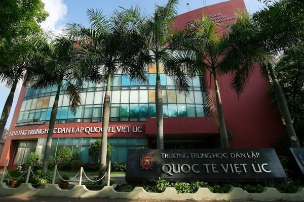 Hai giáo viên TP.HCM mắc Covid-19, trường cho toàn bộ nhân viên làm việc tại nhà