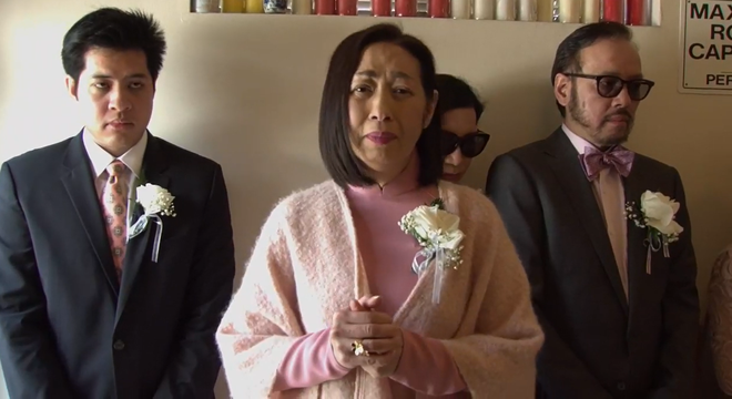 Ca sĩ Ý Lan đau xót vì đám tang mẹ Thái Thanh vắng lặng