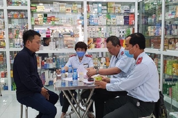 Hà Nội xử phạt 3 nhà thuốc vi phạm quy định kinh doanh