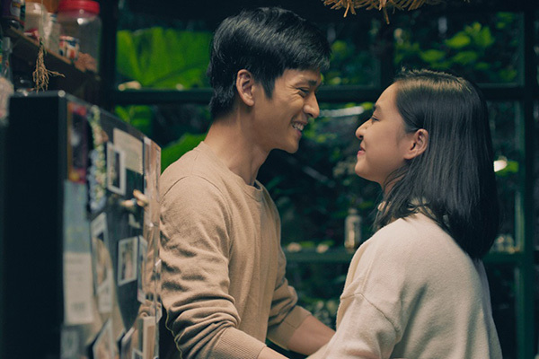 Ngạn và Hồng của 'Mắt biếc' yêu nhau trong MV của Nguyên Hà
