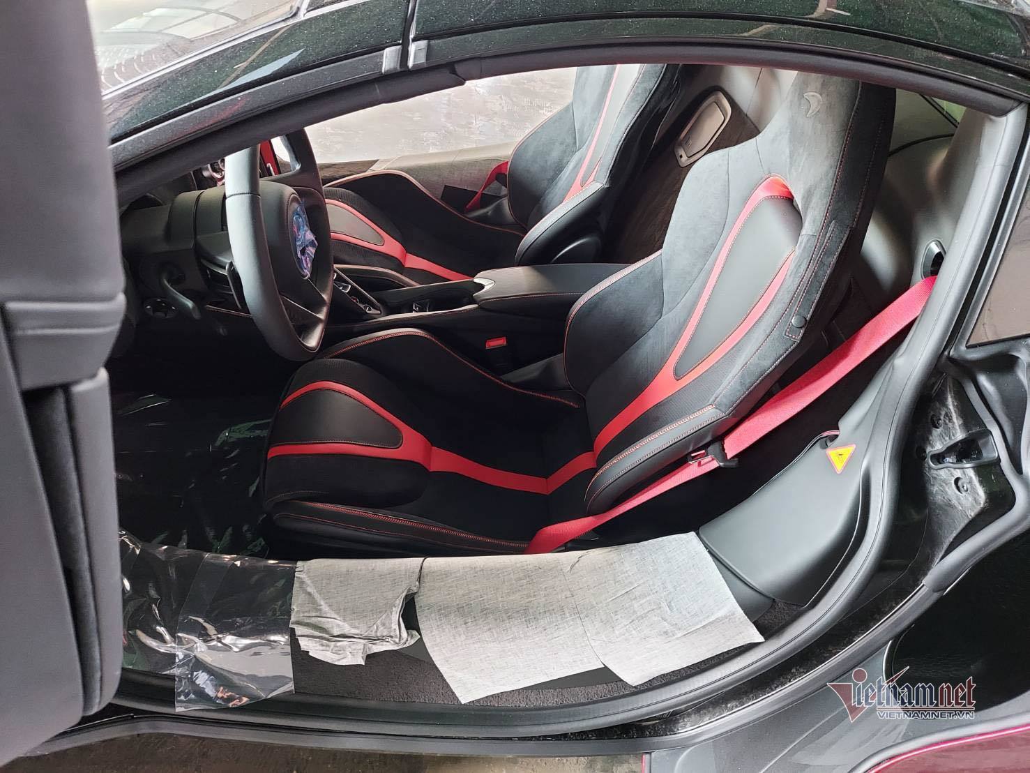 Chủ nhân siêu xe McLaren 720S cấp tập đoàn: Chủ nhân chiếc xe McLaren 720S này không chỉ là một người sở hữu siêu xe thành đạt, mà còn là một doanh nhân thành công trong lĩnh vực tập đoàn. Điều này chứng tỏ sự thành công và đẳng cấp của chiếc xe này. Hãy xem hình ảnh để hiểu thêm về câu chuyện này.