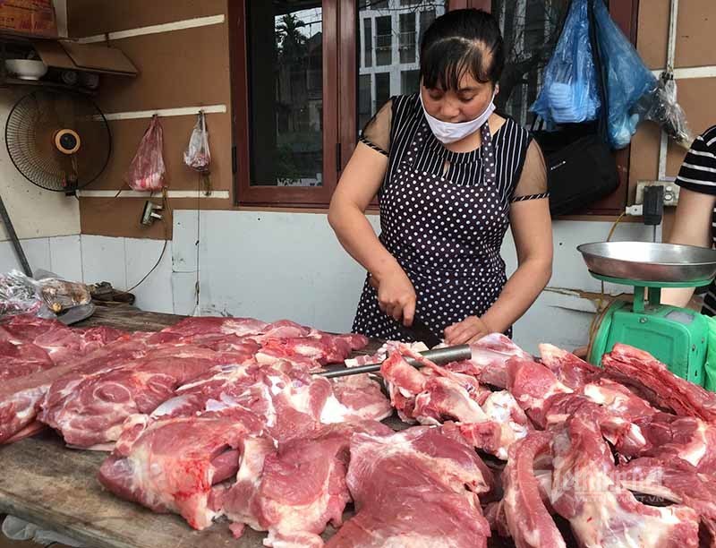 40.000 tấn thịt lợn nhập về Việt Nam, từ 1/4 phải giảm về 70 ngàn/kg