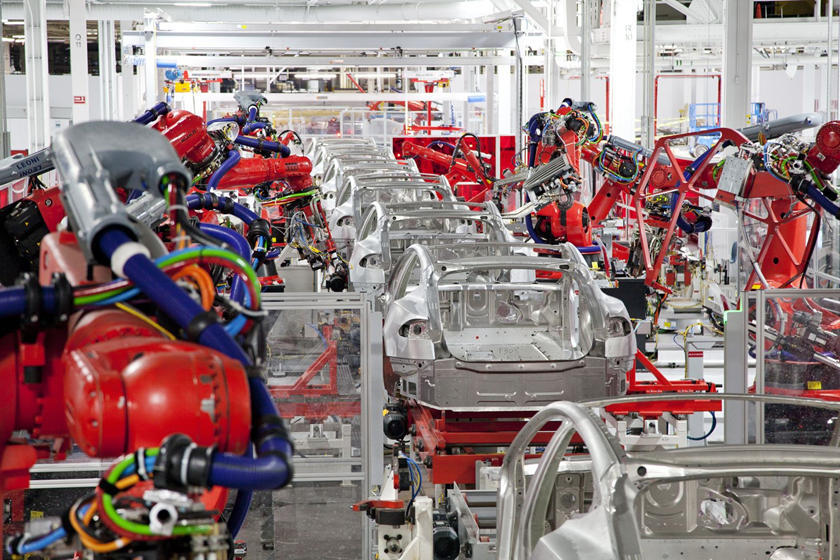 Trung Quốc vượt đỉnh dịch, hàng loạt hãng ô tô quay trở lại sản xuất