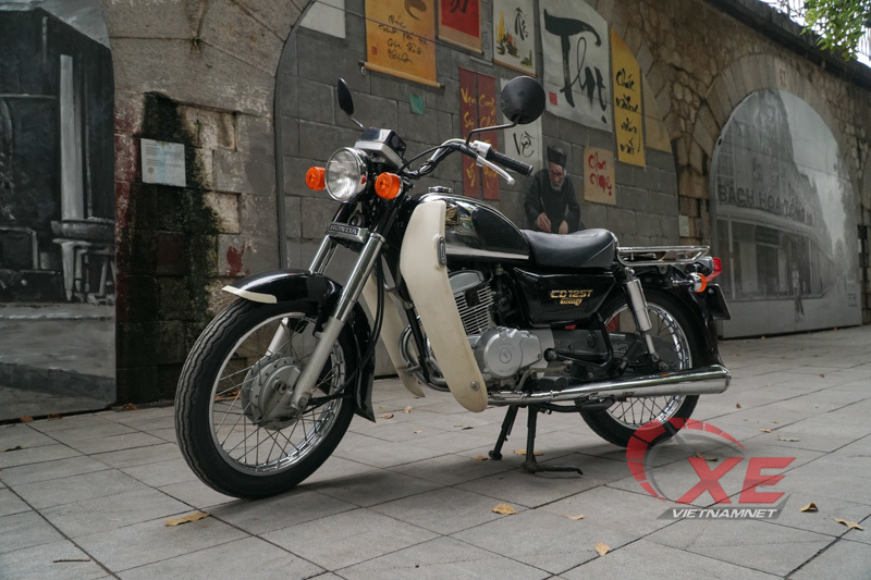 Chất lừ Honda CD 23 năm tuổi mới chạy 200 km, giá 220 triệu