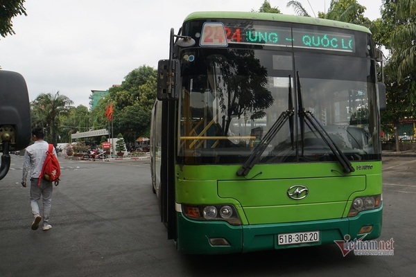 TP.HCM dừng chạy toàn bộ xe buýt để phòng chống dịch Covid-19