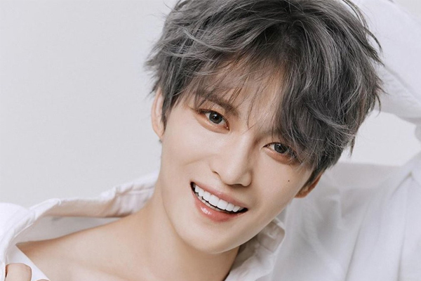 Kim Jae Joong bị 'ném đá' vì lừa khán giả bị dương tính Covid-19