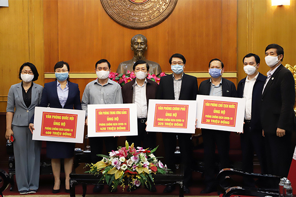 Bốn Văn phòng Trung ương ủng hộ 1,175 tỷ đồng phòng chống dịch