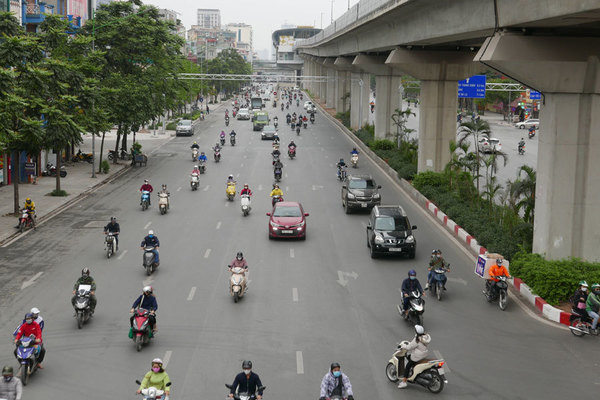 Dự báo thời tiết 2/4, Hà Nội rét, Sài Gòn nắng nóng