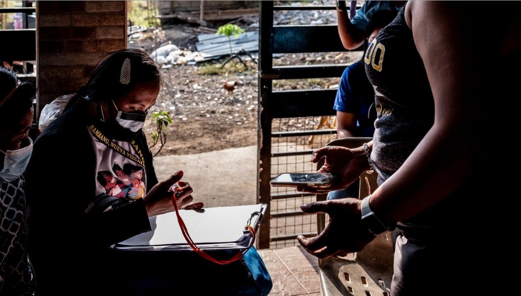 Chong dich Covid-19, Philippines thieu tram trong trang thiet bi y te
