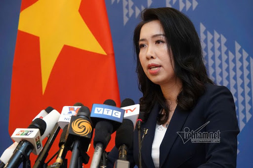 Tàu công vụ Trung Quốc đe dọa tính mạng 8 ngư dân Việt Nam