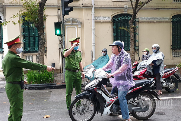 Hà Nội phạt đến 20 triệu nếu vi phạm lệnh hạn chế tập trung đông người