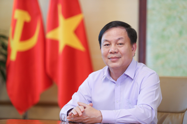 Thiếu tướng Lê Đăng Dũng viết tâm thư cổ vũ nhân viên Viettel
