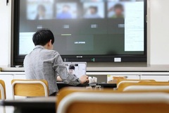 Hàn Quốc khai giảng online, Singapore hủy kỳ thi giữa năm học