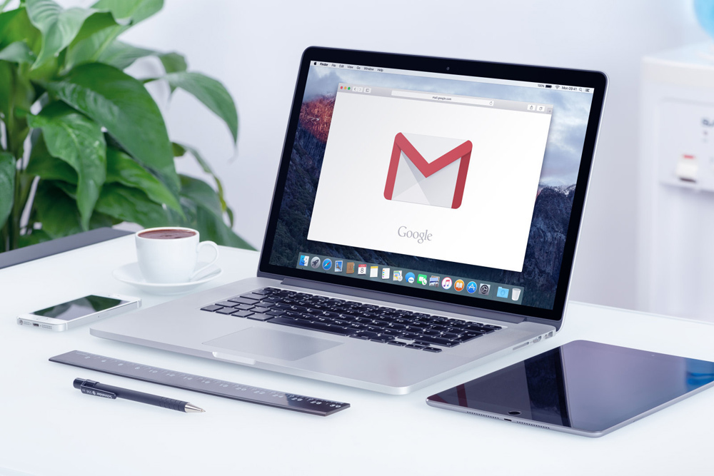 Email là một trong những thứ mà chúng ta không muốn để thừa trên điện thoại Android và iOS. Nếu bạn muốn xoá email trong tài khoản Gmail của mình, chỉ cần đăng nhập vào tài khoản và xoá những email không cần thiết. Để biết thêm chi tiết, hãy xem hình ảnh liên quan.