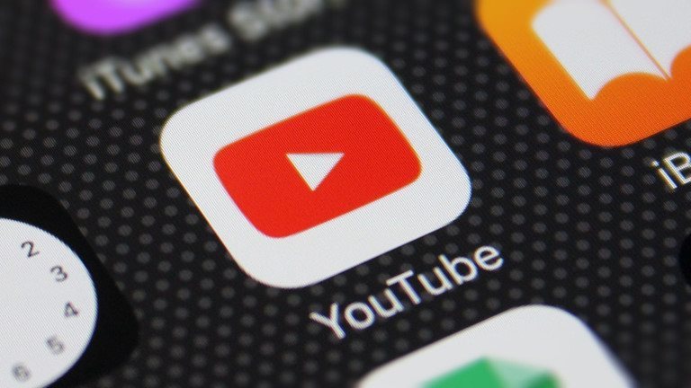 YouTube xóa video thuyết âm mưu 5G gây ra Covid-19