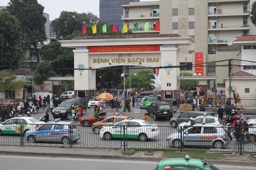 Hà Nội đề nghị truy xuất dữ liệu tài xế chở khách đi BV Bạch Mai