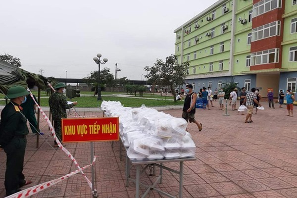 Trốn cách ly đi thắp hương bố người yêu, nam thanh niên nhận phạt