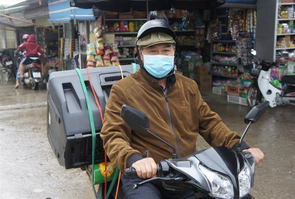 Locals help spread information on COVID-19 in their own ways