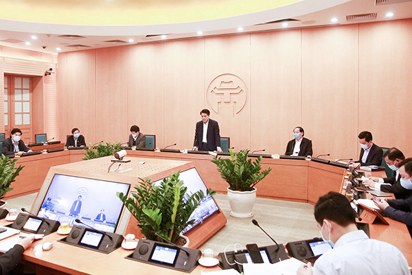 Cách ly Phó công an phường cùng 18 chiến sĩ liên quan bệnh nhân 243