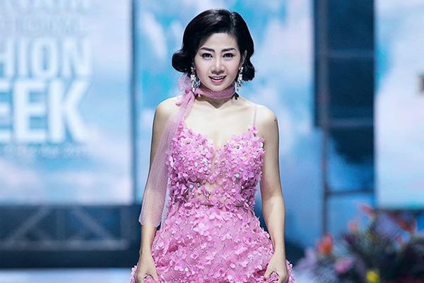 Đấu giá chiếc váy Mai Phương mặc, góp 60 triệu cho quỹ bé Lavie
