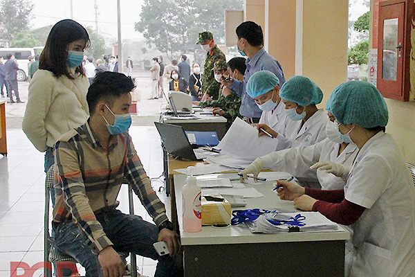 Người Bắc Giang không được đi Hà Nội, Sài Gòn