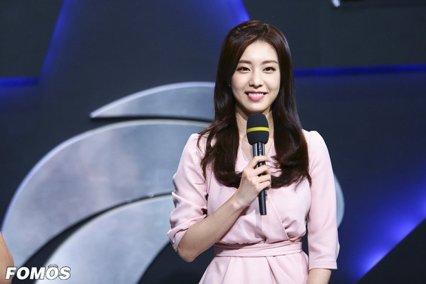 Nhan sắc bà xã So Ji Sub 'Giầy thuỷ tinh'